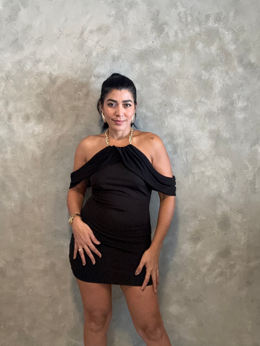 GOLD CHAIN NECKLACE DRESS